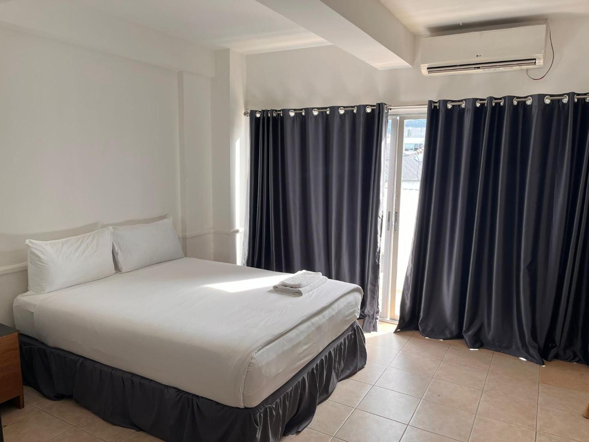 Готель Shalom Center Chaweng Samui Екстер'єр фото