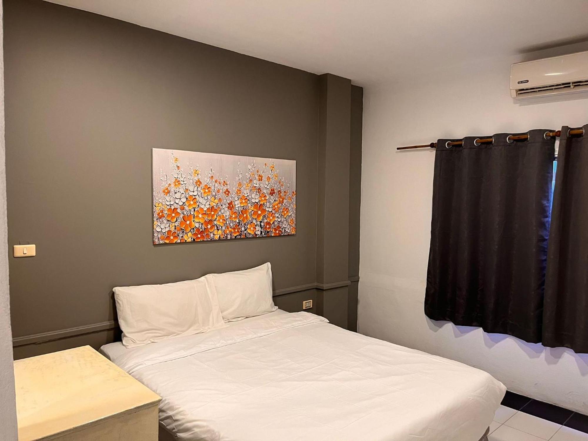 Готель Shalom Center Chaweng Samui Екстер'єр фото